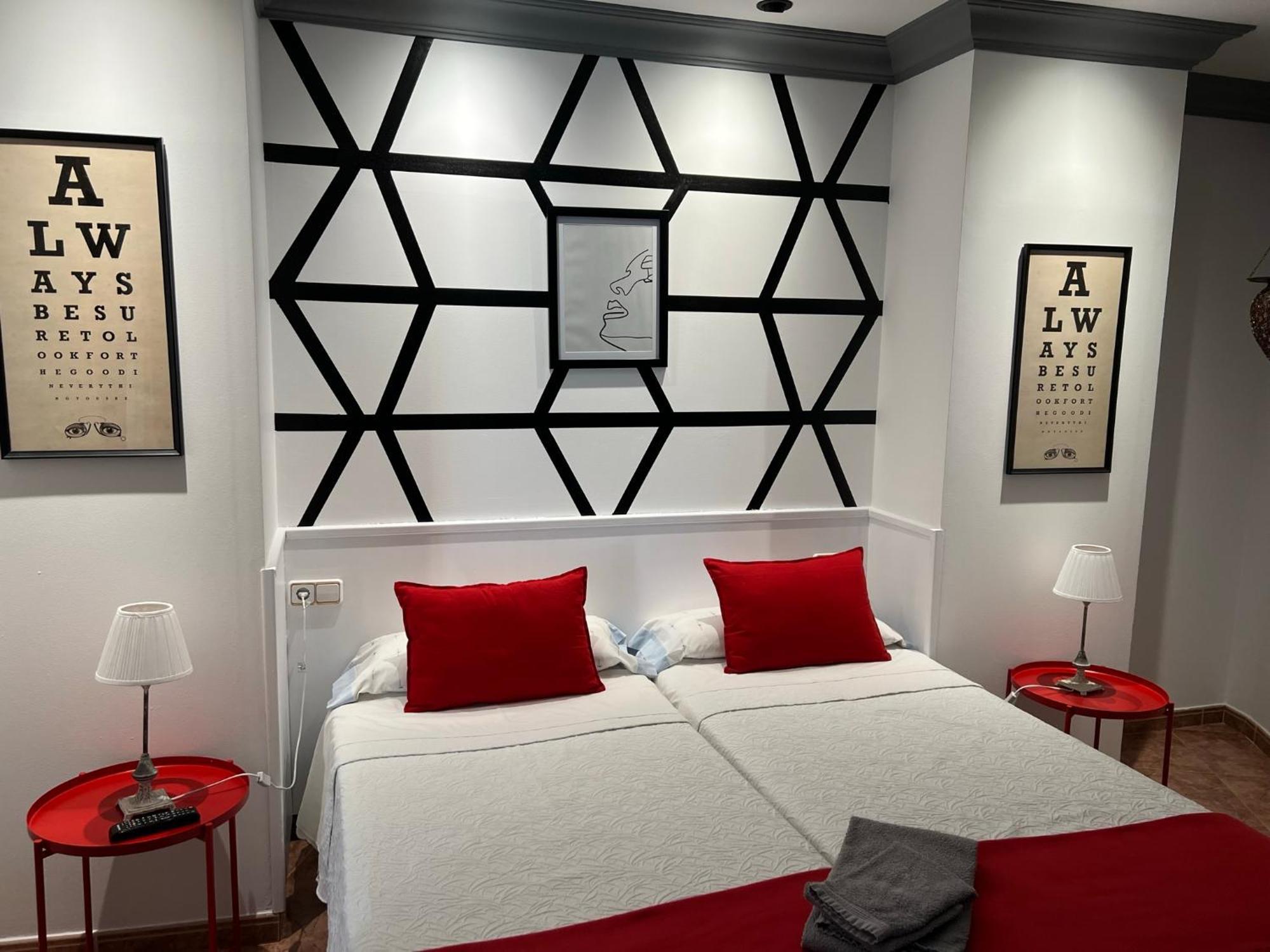 Apartamentos Los Angeles Альканьїс Екстер'єр фото