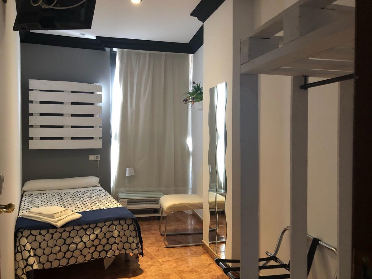Apartamentos Los Angeles Альканьїс Екстер'єр фото